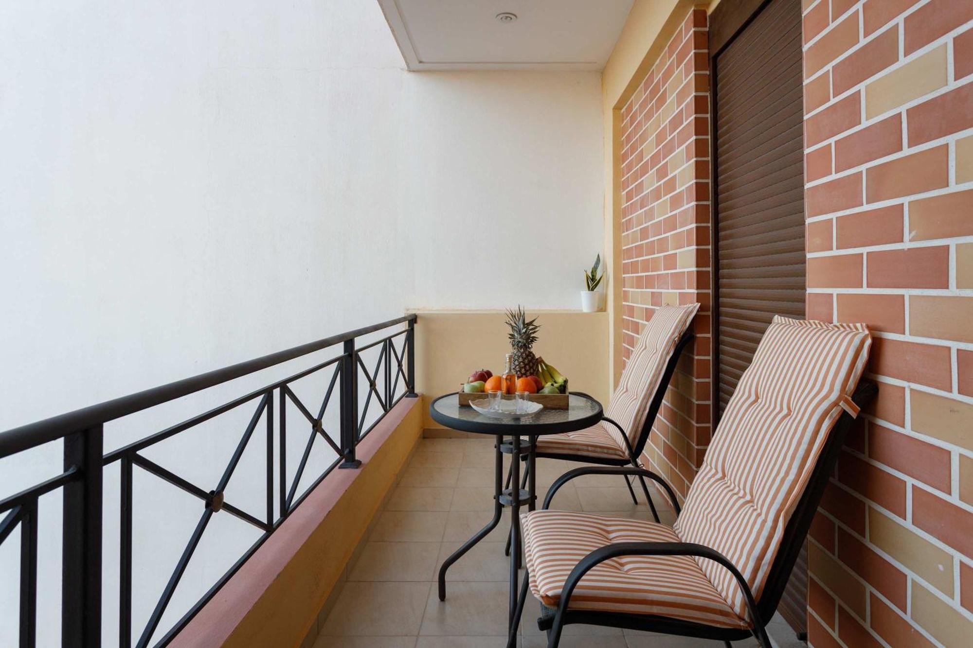 Apartment Philoxenia With Balcony